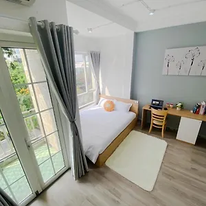  Apartment Tyn
